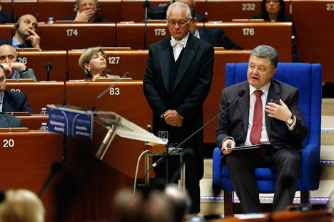 Press Digest: EU is pushing Kiev towards economic suicide