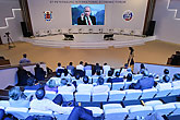  In a global economy, can Russia go it alone?
