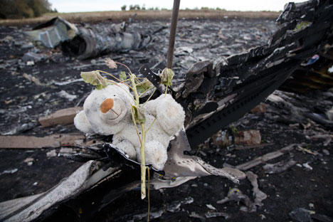 Press Digest: Russia was ‘politically unprepared’ for Donetsk tragedy 