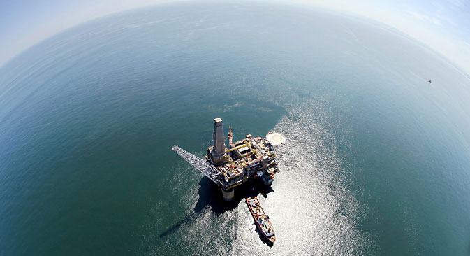 Russia's largest oil platform goes into operation in Far East - Russia ...
