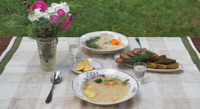 Ukha, fish soup for dinner at the dacha