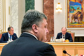 Poroshenko announces temporary ceasefire in eastern Ukraine 
