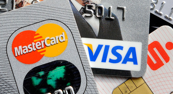 The Russian government has decided to move all settlements under domestic control after the international payment systems blocked the cards of several banks in March 2014. Source: AP