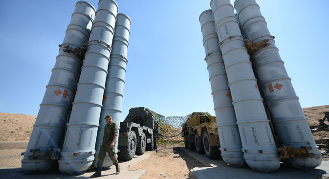 Is decision to supply Tehran with S-300 missiles a signal from Moscow?
