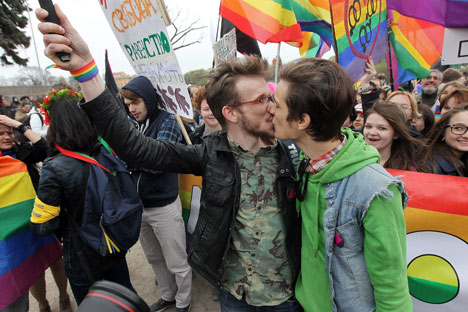 Russian reaction to same-sex marriage ruling in the USA 