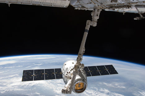 SpaceX’s Dragon: Offspring of an old Soviet craft? Not likely, engineers say