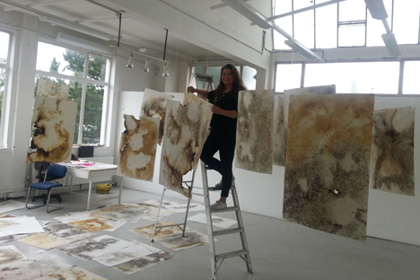 Dina Mackins in her studio. Source: Olga Chiruk