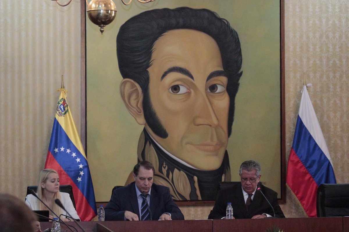 Delegaciones de Rusia y Venezuela durante la reunión. / Despacho de Presidencia.