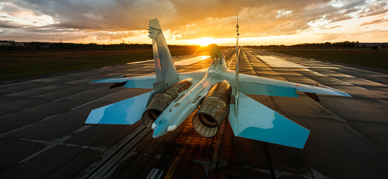 Megafábricas rusas: El Sujói Su-30, 70 kilómetros de cables