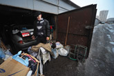 Muscovites turn their garages into homes 