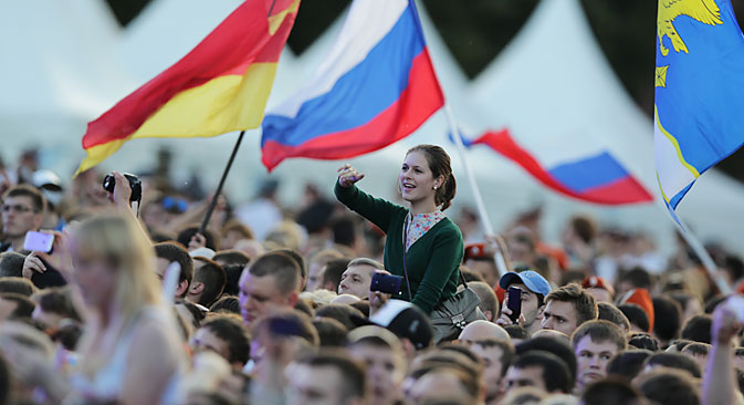 
  Hari Federasi Rusia, Tetap Dirayakan Meski Penuh Pedebatan
