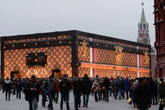  Viral in Russia - Panic on Red Square: Story of a Louis Vuitton suitcase 