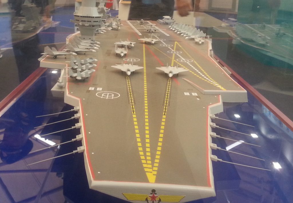 Model of the aircraft carrier project 23000E at the «Army 2015» exhibition. Source: wikipedia.org/Artem Tkachenko