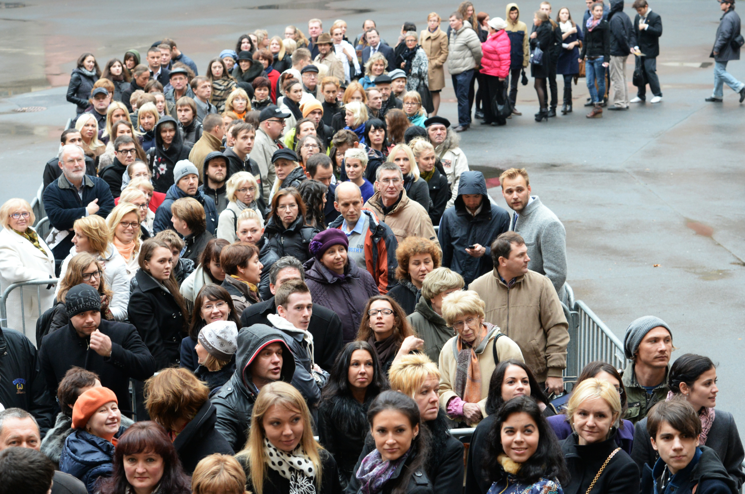 У Русији људи често нешто чекају у редовима. Извор: Алексеј Даничев/РИА Новости 