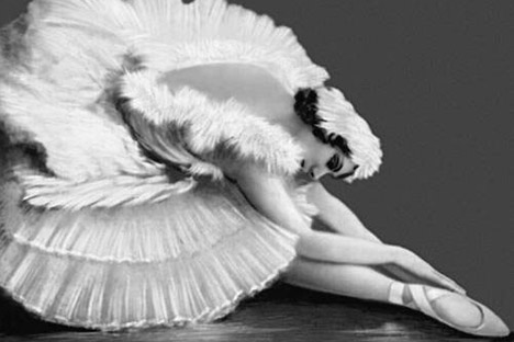 アンナ パヴロワ 初めて 瀕死の白鳥 を踊る ロシア ビヨンド