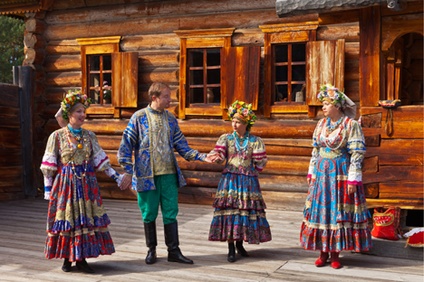 "가을에 방문하기 딱 좋은 시베리아의 야외 박물관