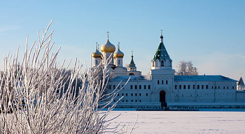 코스트로마 근교 이파티예프 수도원(Ипатьевский монастырь). 출처 : Lori/Legion-Media