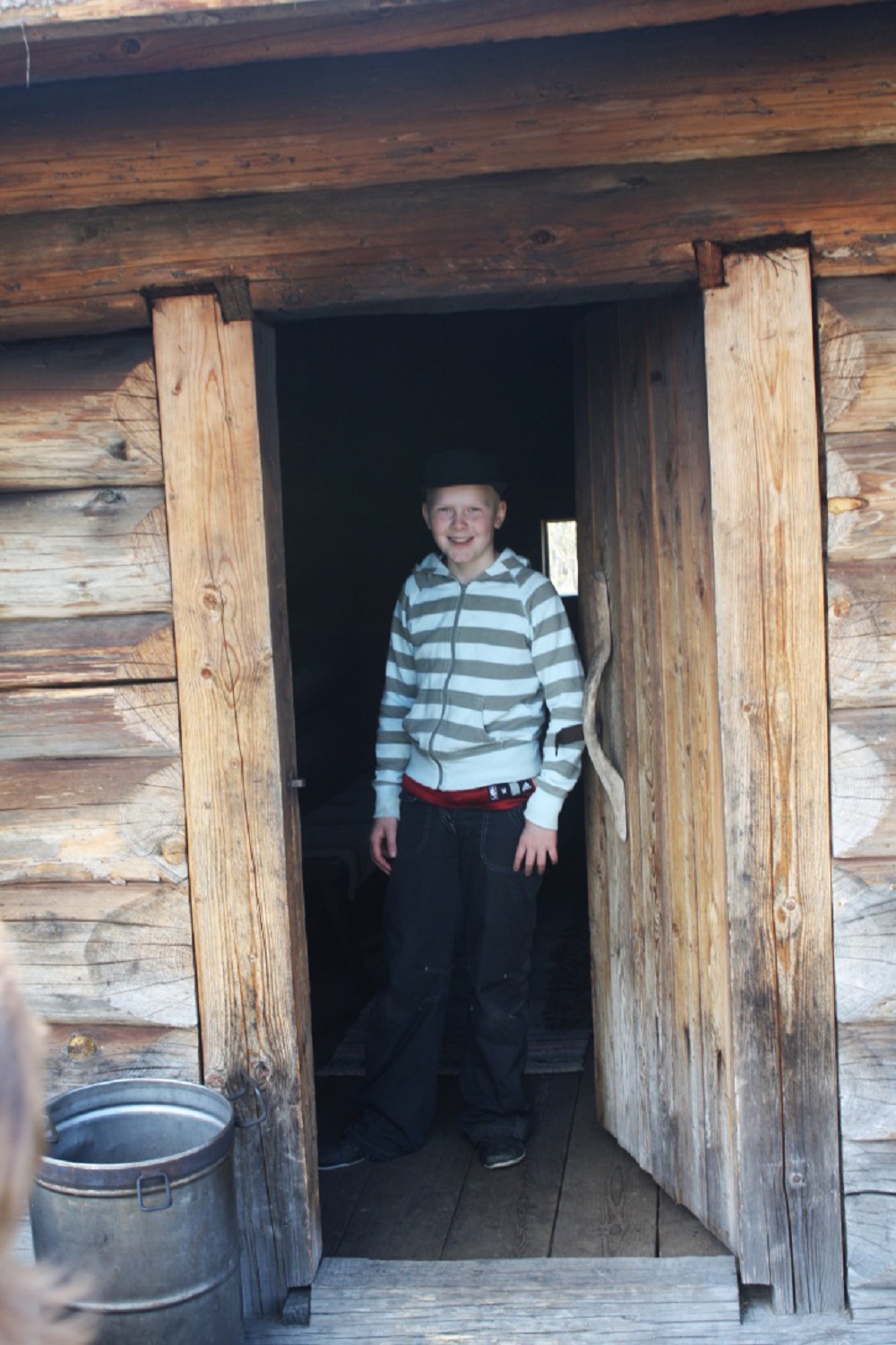 Јегор, 11-годишњи син Надежде Калмикове. Још увек је млад, али је одговоран и вешт туристички водич
